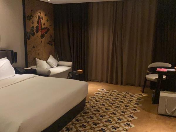 Paco Hotel Chebeinan Metro Guanghzou-Free Shuttle Bus For Canton Fair : photo 4 de la chambre chambre lit king-size supérieure
