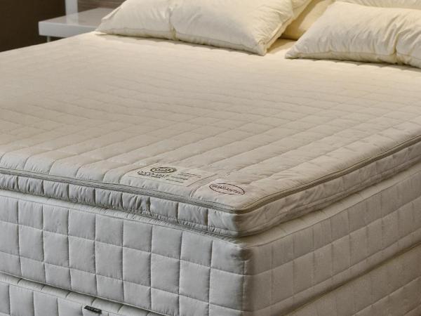 Z Inn Ioannina : photo 3 de la chambre chambre double supérieure avec balcon