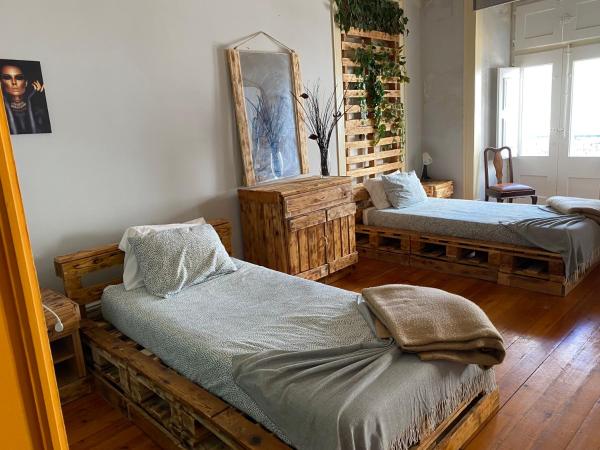 Faroway Hostel : photo 2 de la chambre lit simple dans dortoir pour femmes