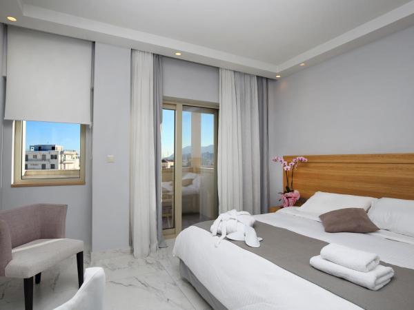 Hotel Lefkas : photo 1 de la chambre chambre double ou lits jumeaux - vue sur ville