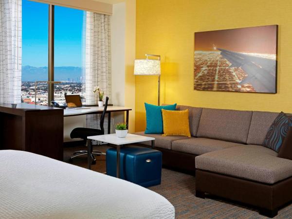 Residence Inn by Marriott Los Angeles LAX/Century Boulevard : photo 1 de la chambre studio lit king-size