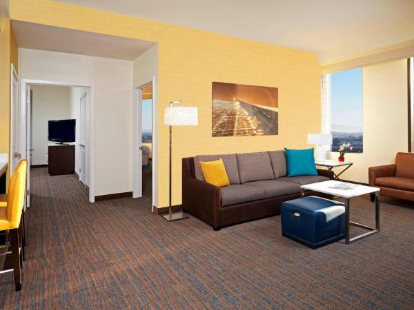Residence Inn by Marriott Los Angeles LAX/Century Boulevard : photo 1 de la chambre suite 2 chambres