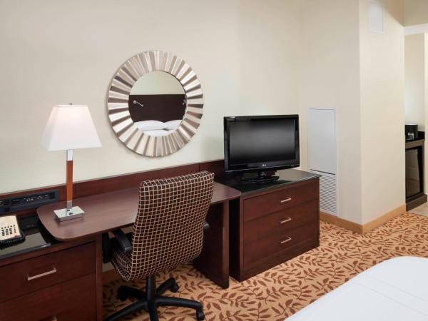 Houston Marriott Energy Corridor : photo 2 de la chambre chambre lit king-size