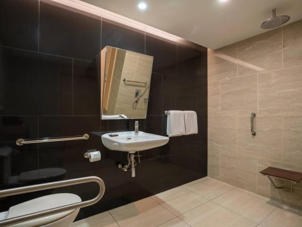 Renaissance Kuala Lumpur Hotel & Convention Centre : photo 3 de la chambre chambre lit king-size deluxe