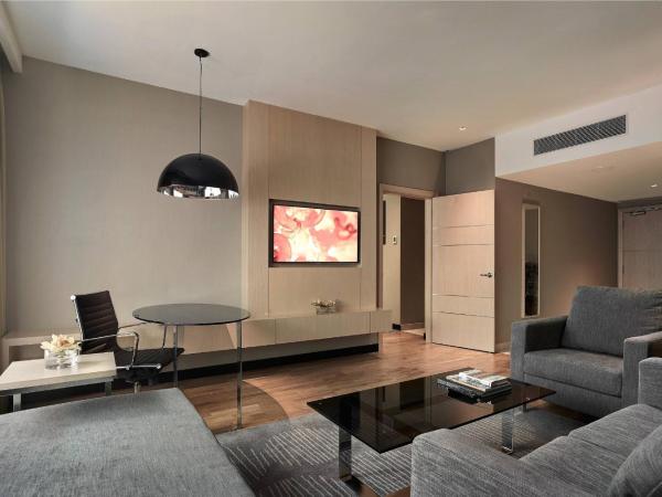 Renaissance Kuala Lumpur Hotel & Convention Centre : photo 1 de la chambre suite 1 chambre avec accès au club lounge