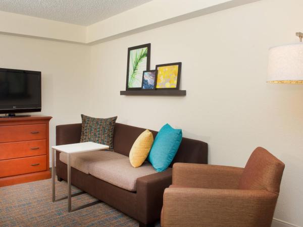 Residence Inn Orlando Lake Buena Vista : photo 1 de la chambre studio lit king-size avec canapé-lit