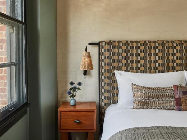 Downtown Los Angeles Proper Hotel, a Member of Design Hotels : photo 2 de la chambre chambre lit king-size premier - vue limitée