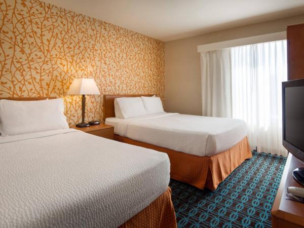 Fairfield Inn Sacramento Cal Expo : photo 2 de la chambre chambre avec 2 grands lits queen-size 