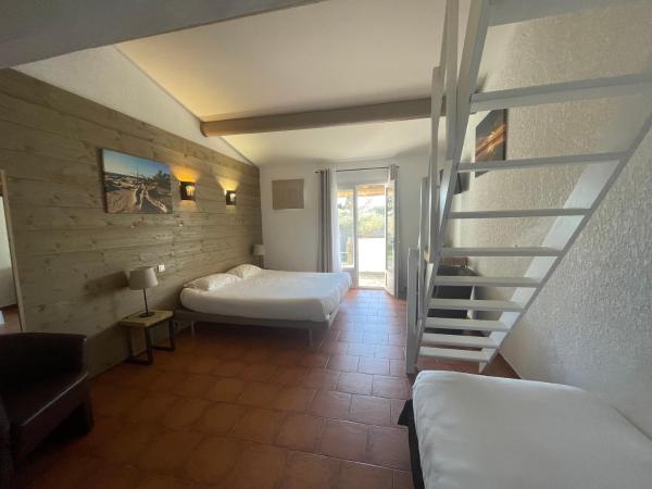 Mas Des Salicornes : photo 8 de la chambre chambre familiale