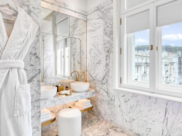 Matild Palace, a Luxury Collection Hotel : photo 5 de la chambre chambre lits jumeaux - vue sur rivière