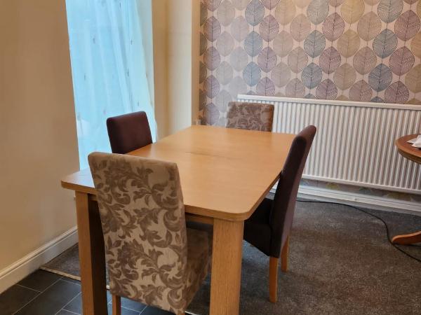 Fox Hollies Shared House : photo 2 de la chambre chambre double avec salle de bains commune