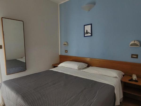 Hotel Santiago : photo 5 de la chambre chambre double Économique