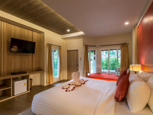 Lanta Sand Resort & Spa : photo 4 de la chambre villa avec bassin profond