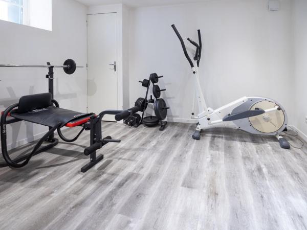 Pamiers gare - 2 Appartements à louer ou Chambre parentale indépendante : photo 10 de la chambre chambre double avec salle de bains privative