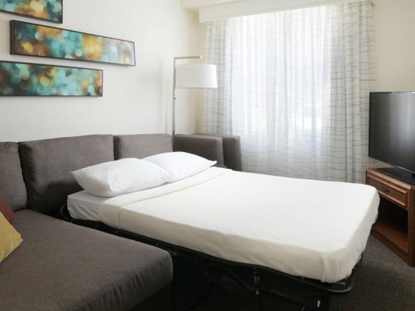 Residence Inn Dallas Park Central : photo 3 de la chambre suite 1 chambre lit queen-size avec canapé-lit