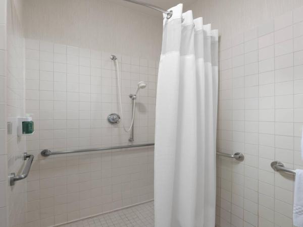 Residence Inn Dallas Park Central : photo 5 de la chambre suite 1 chambre lit queen-size avec canapé-lit