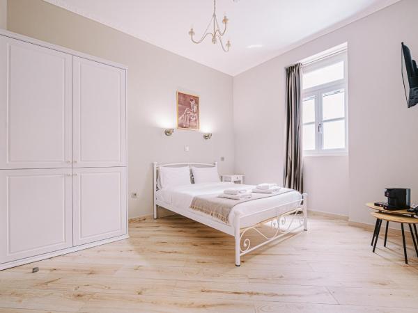 Neapolis 1897 Boutique Luxury Rooms : photo 6 de la chambre suite - 2ème Étage