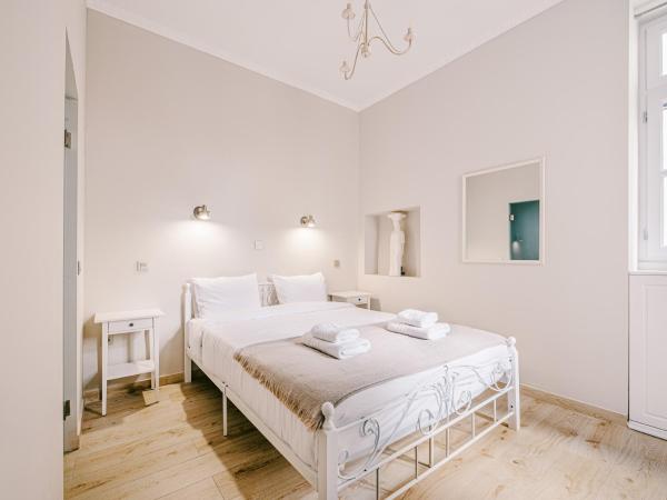 Neapolis 1897 Boutique Luxury Rooms : photo 3 de la chambre chambre double de luxe - 2ème Étage