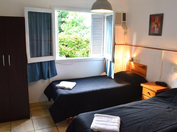 Hotel De La Rue : photo 7 de la chambre chambre double standard