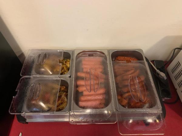 Várfal Wellness Panzió : photo 3 de la chambre chambre triple avec vue