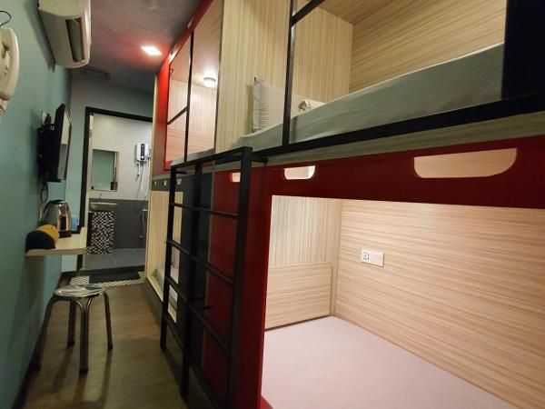 Cute Hotel & Dorms Ipoh : photo 1 de la chambre dortoir mixte de 4 lits