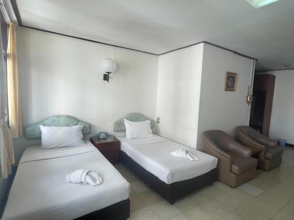 Residence Inn Pattaya : photo 3 de la chambre chambre lits jumeaux deluxe