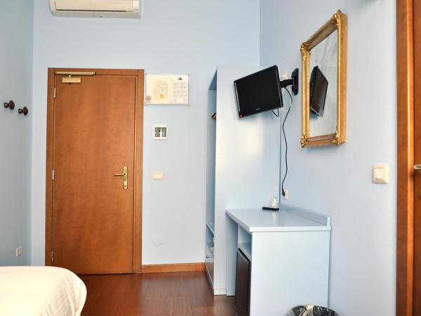 Hotel San Guido : photo 6 de la chambre petite chambre simple