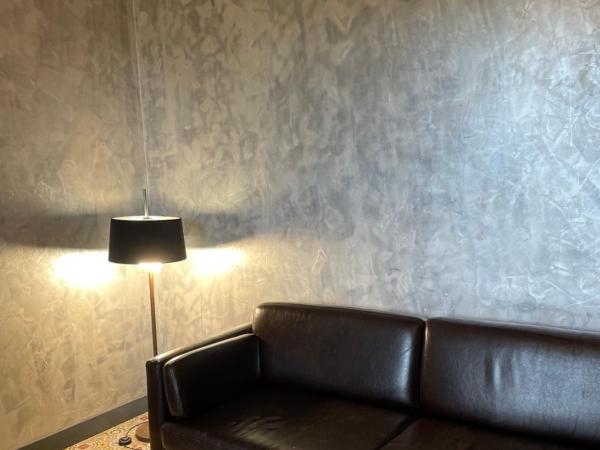 L entrepote : photo 3 de la chambre appartement - rez-de-chaussée