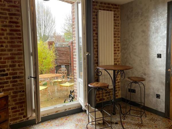 L entrepote : photo 2 de la chambre appartement - rez-de-chaussée