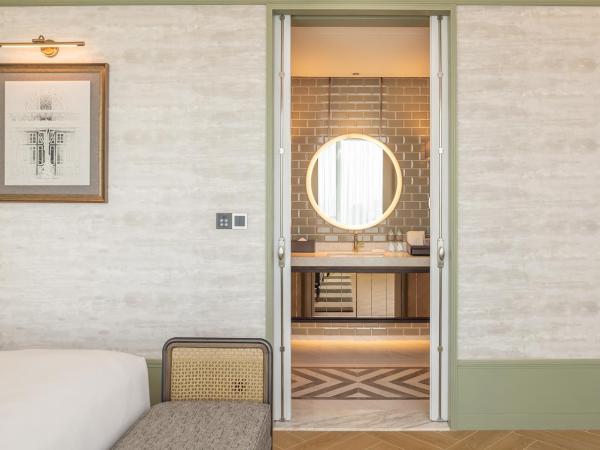 Eastin Grand Hotel Phayathai : photo 8 de la chambre suite 1 chambre premium avec accès au salon