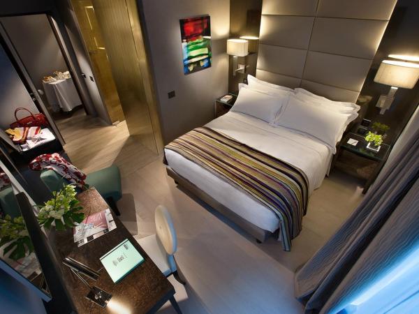 Hotel Cavour : photo 1 de la chambre chambre double ou lits jumeaux premium