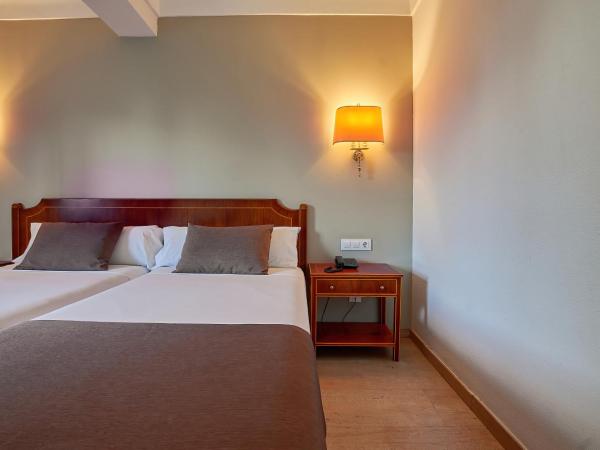 Crisol Jardines de Córdoba : photo 2 de la chambre chambre double ou lits jumeaux avec parking