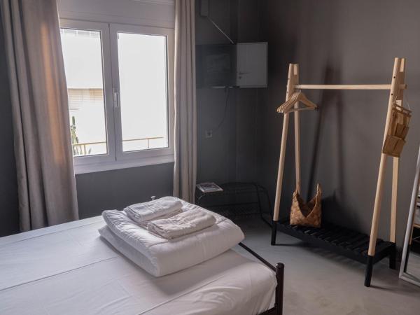 So Young Hostel : photo 2 de la chambre chambre double ou lits jumeaux avec salle de bains privative