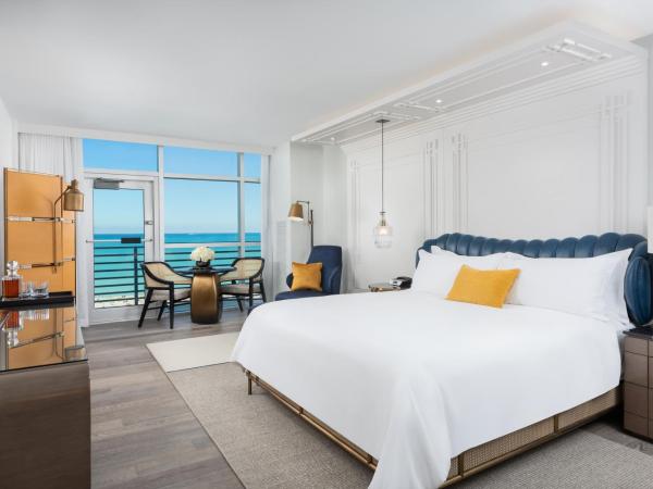 The Ritz-Carlton, South Beach : photo 1 de la chambre chambre lit king-size avec balcon - côté océan