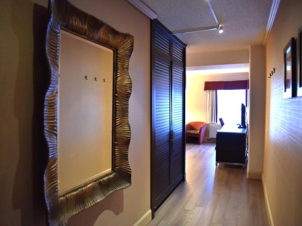 Hôtel Le Concorde Québec : photo 6 de la chambre chambre standard lit queen-size