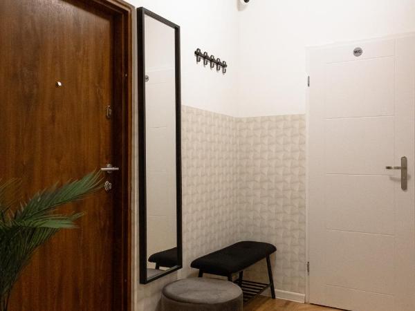 ClickTheFlat Conrada Apart Rooms : photo 8 de la chambre chambre double standard avec salle de bains commune