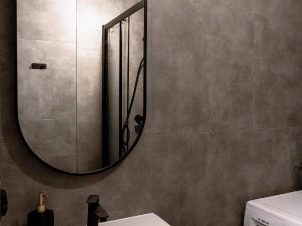 ClickTheFlat Conrada Apart Rooms : photo 5 de la chambre chambre double standard avec salle de bains commune