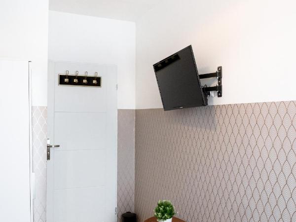 ClickTheFlat Conrada Apart Rooms : photo 3 de la chambre chambre double standard avec salle de bains commune