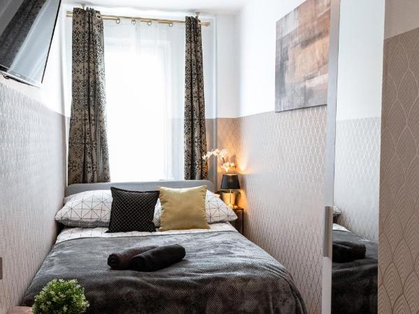 ClickTheFlat Conrada Apart Rooms : photo 1 de la chambre chambre double standard avec salle de bains commune