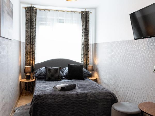 ClickTheFlat Conrada Apart Rooms : photo 1 de la chambre chambre double standard avec salle de bains commune