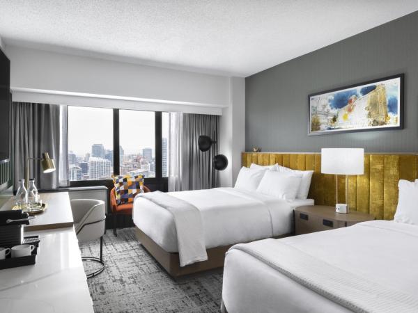 voco Chicago Downtown, an IHG Hotel : photo 1 de la chambre chambre standard avec 2 lits queen-size - vue sur ville
