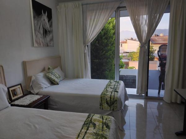 Hospedaje Familiar : photo 3 de la chambre chambre double avec salle de bains privative