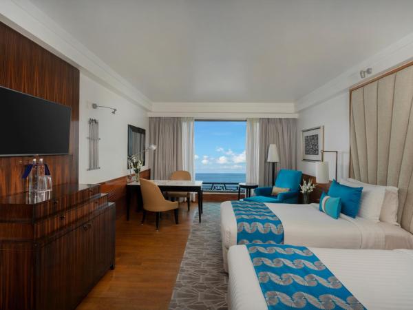 InterContinental Marine Drive Mumbai, an IHG Hotel : photo 6 de la chambre 2 twin beds premium sea view