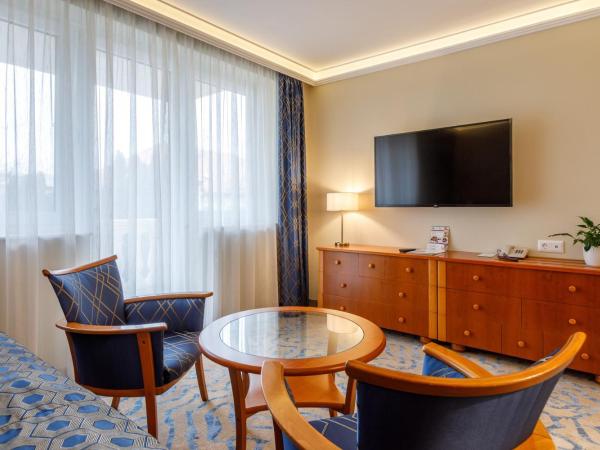 Palace Hotel Hévíz : photo 2 de la chambre chambre supérieure lit queen-size