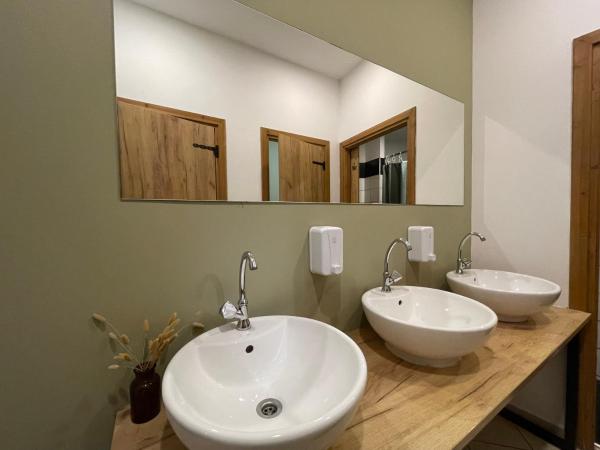 So Young Hostel : photo 1 de la chambre lit dans dortoir mixte de 6 lits