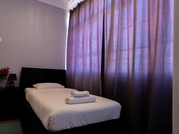 The Delight Hostel : photo 1 de la chambre chambre simple avec salle de bains 