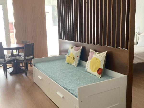 Júlio de Matos Guest House : photo 8 de la chambre studio familial