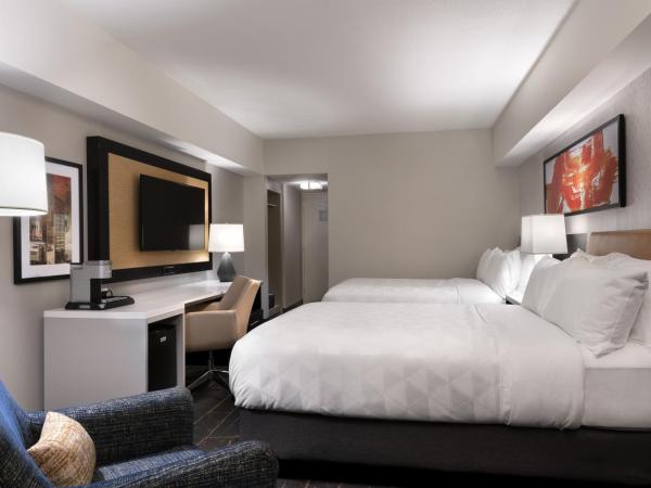 Holiday Inn - Chicago Dwtn - Wolf Point, an IHG Hotel : photo 1 de la chambre chambre standard avec 2 lits queen-size