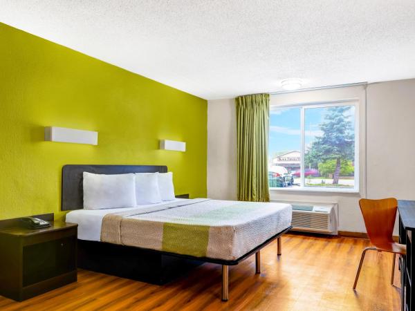 Motel 6 Indianapolis IN : photo 1 de la chambre chambre lit king-size - non-fumeurs