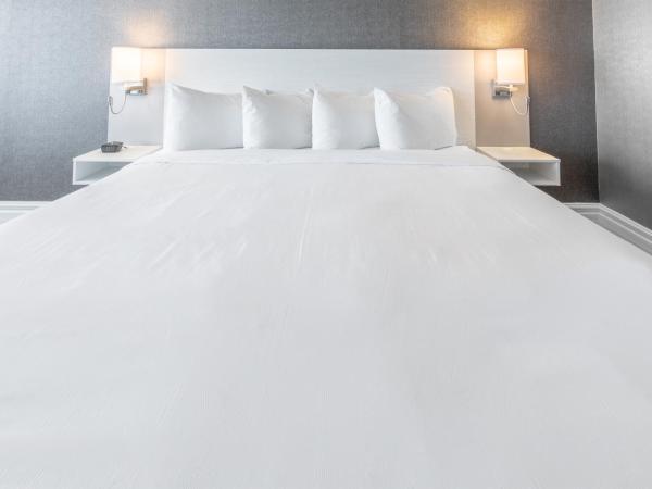 Hôtel Le Concorde Québec : photo 3 de la chambre chambre lit king-size deluxe